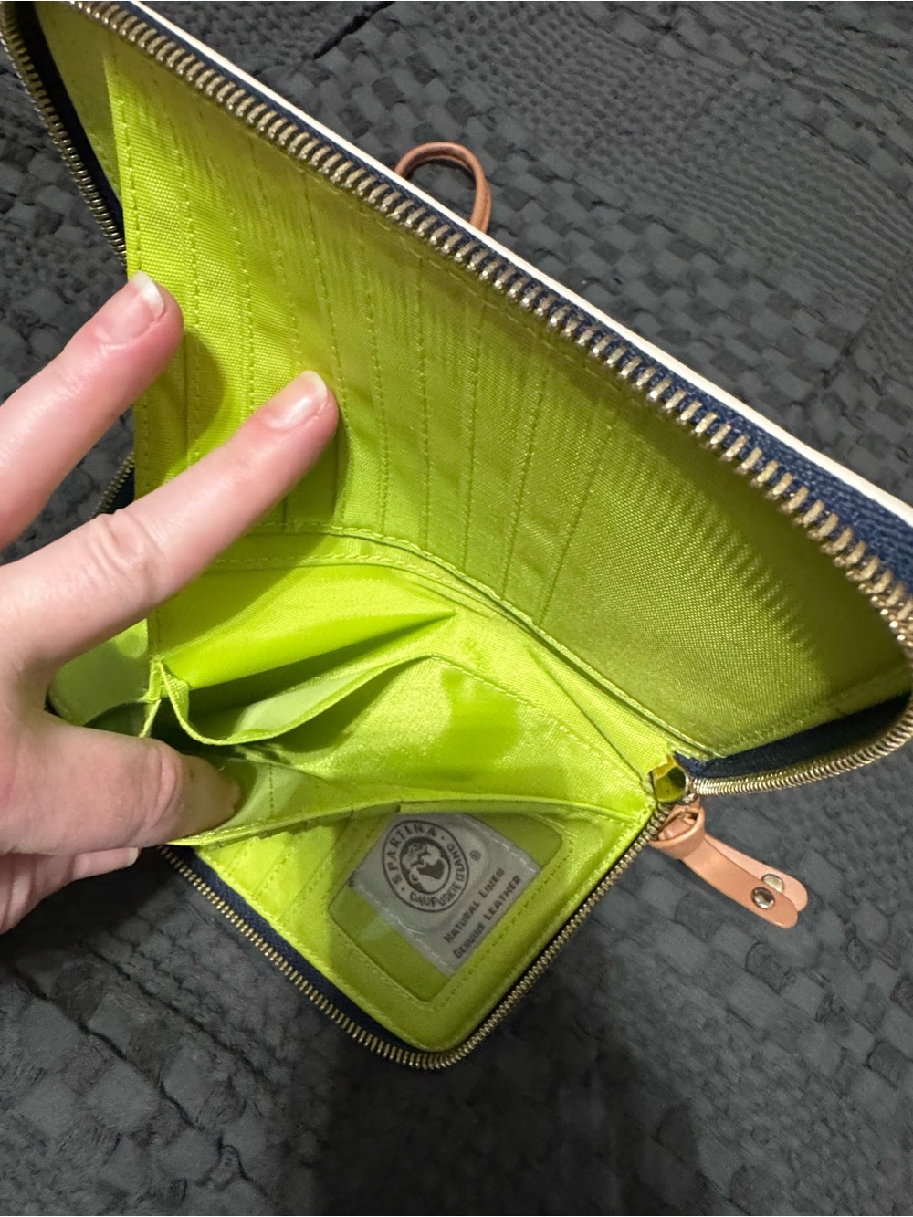 Spartina 449 Wristlet Multi Phone Wallet - Picture 6 of 9